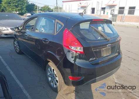 2011 Ford Fiesta Se z USA, uszkodzony, nr VIN 3FADP4EJ2BM233373